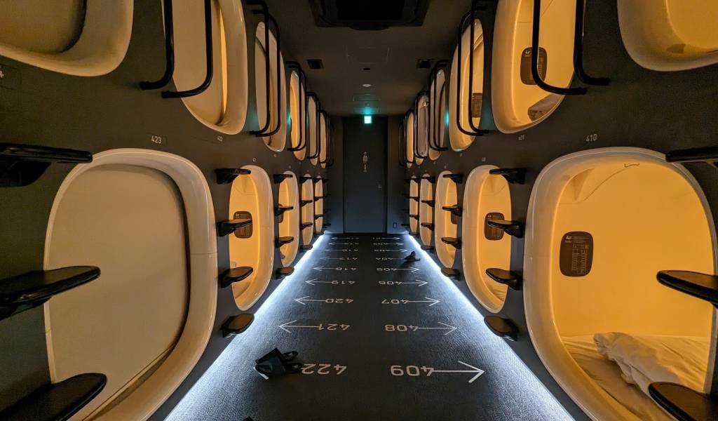 Capsule Hotel